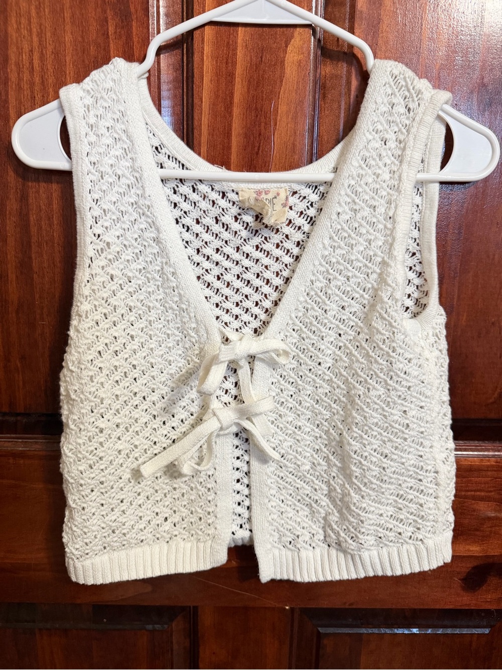Hippie Rose White Open Knit Tie Front Vest Boho Crochet Style Size L Juniors